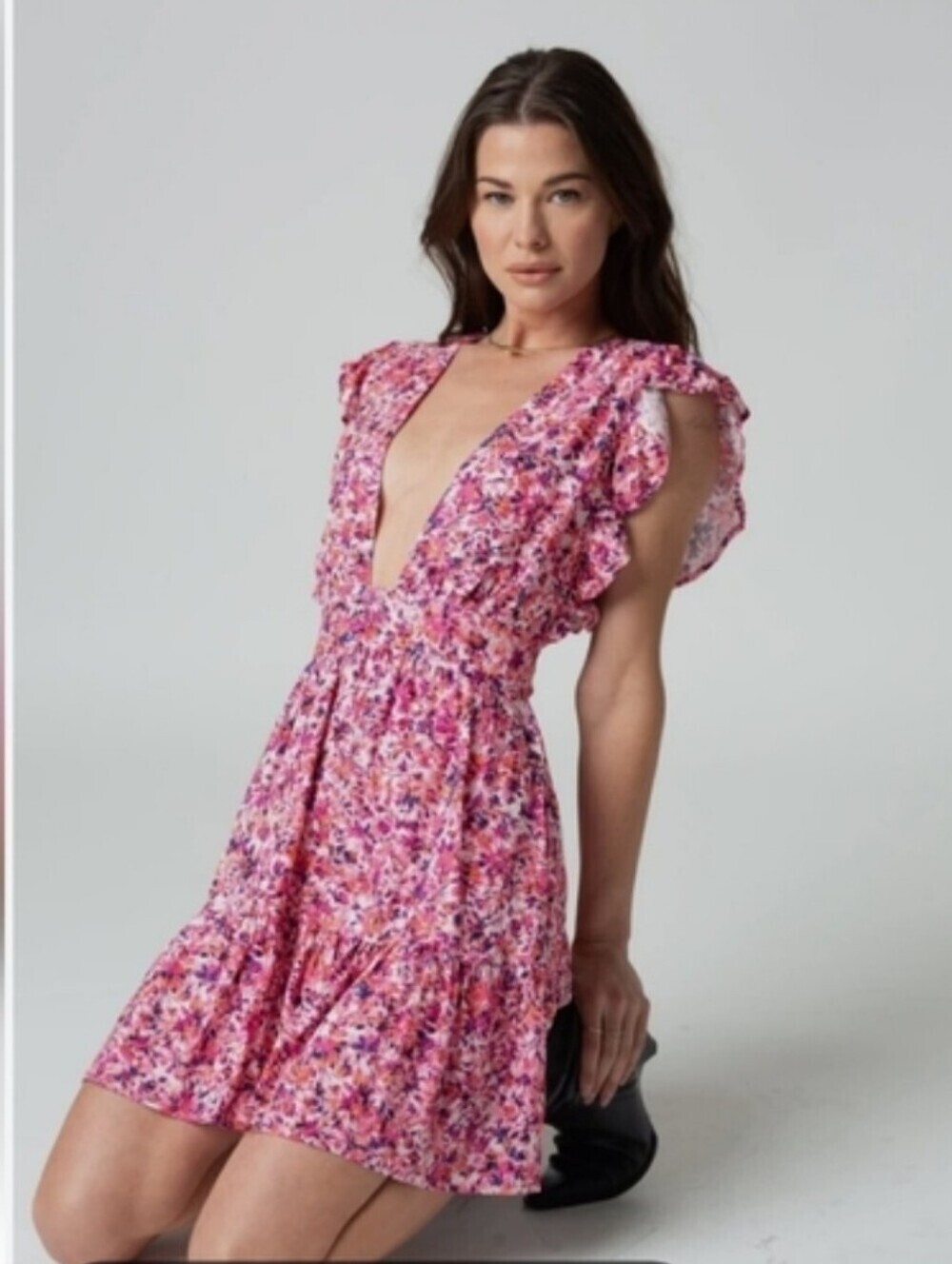 STILLWATER THE JESSE FLORAL DRESS V NECK RUFFLR SGORT SLEEVES SZ MEDIUM